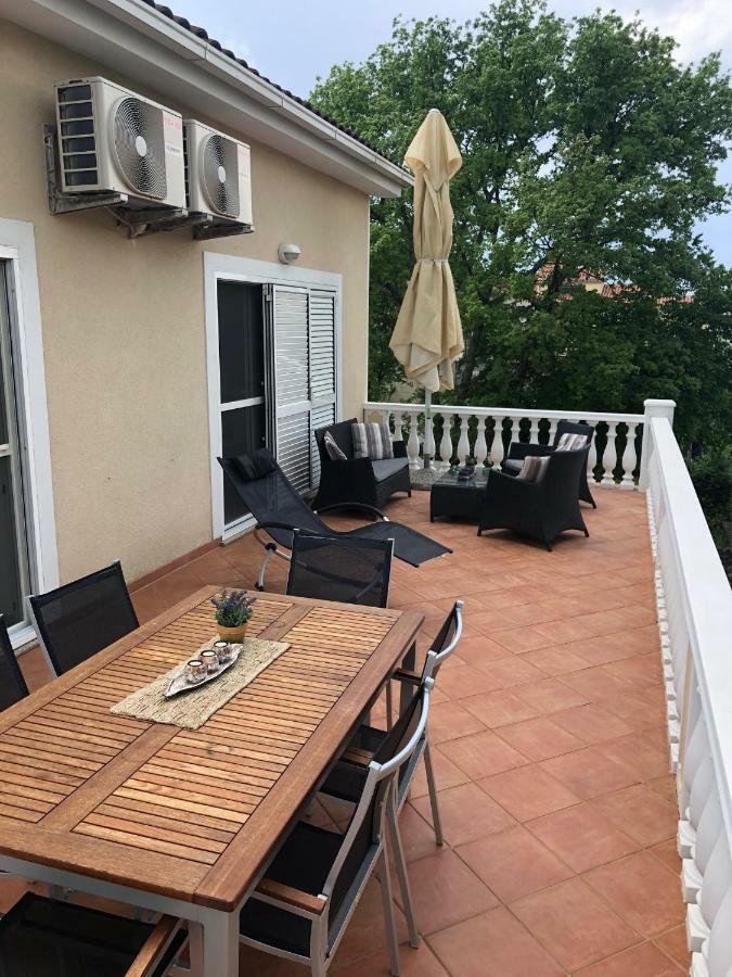 Apartments Don Vantacici Exterior photo